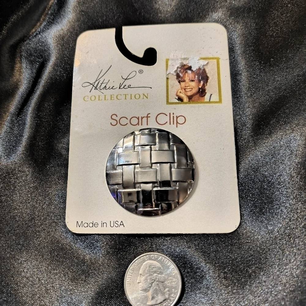Vintage Kathie Lee Scarf Clip